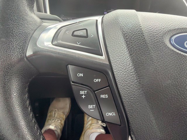 Used 2020 Ford Fusion SEL FWD image 43