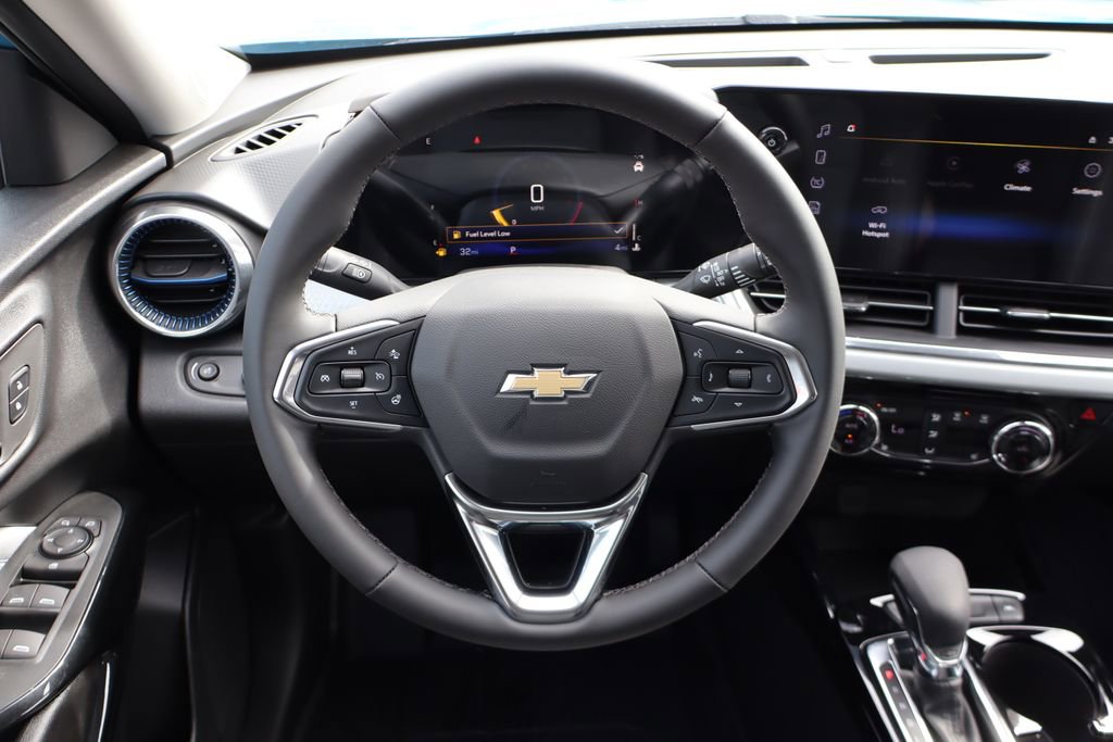 New 2026 Chevrolet Trax LT w/ Driver Confidence Package image 13