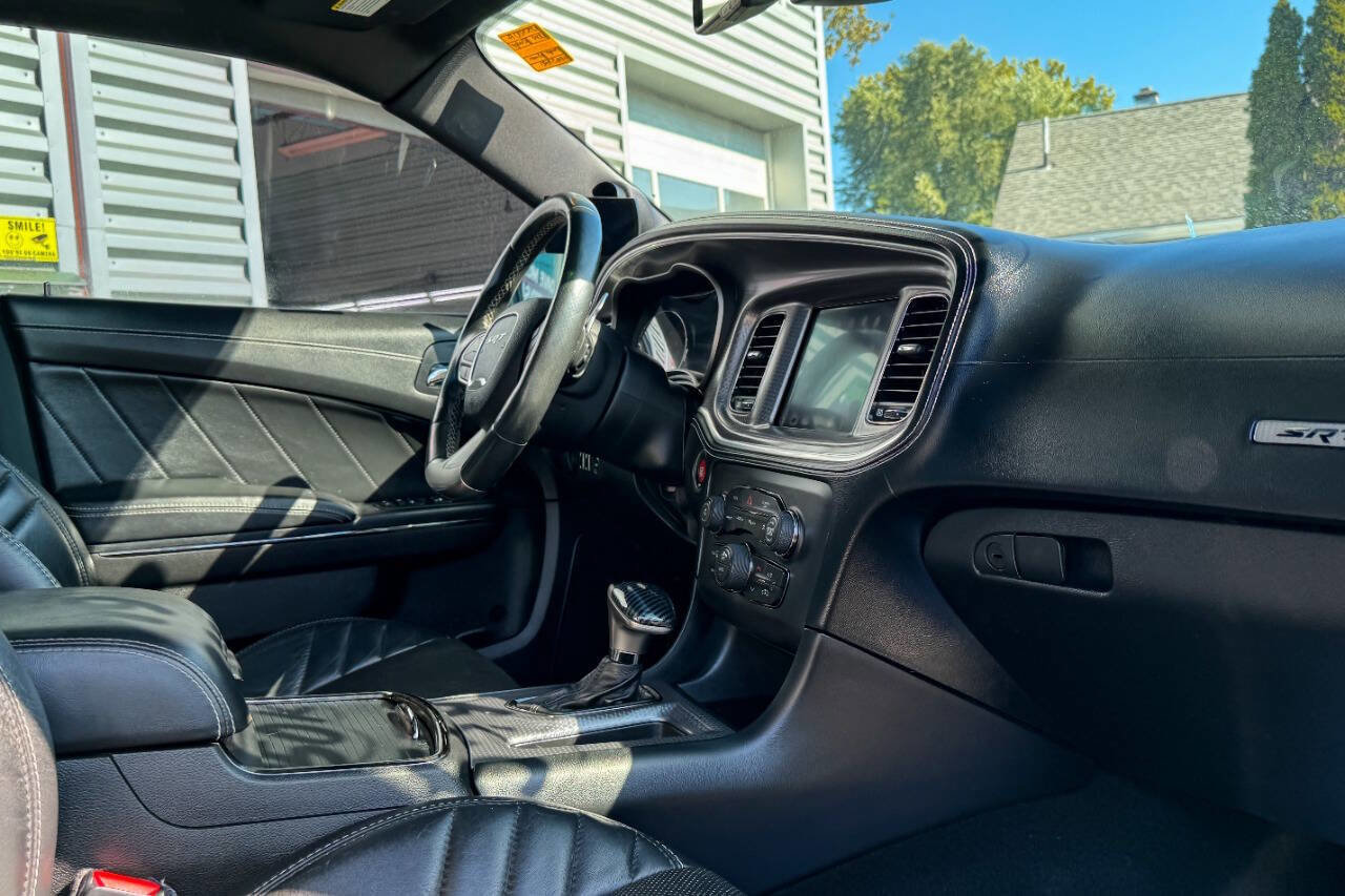 Used 2019 Dodge Charger SRT Hellcat w/ Harman/Kardon Audio Group image 17