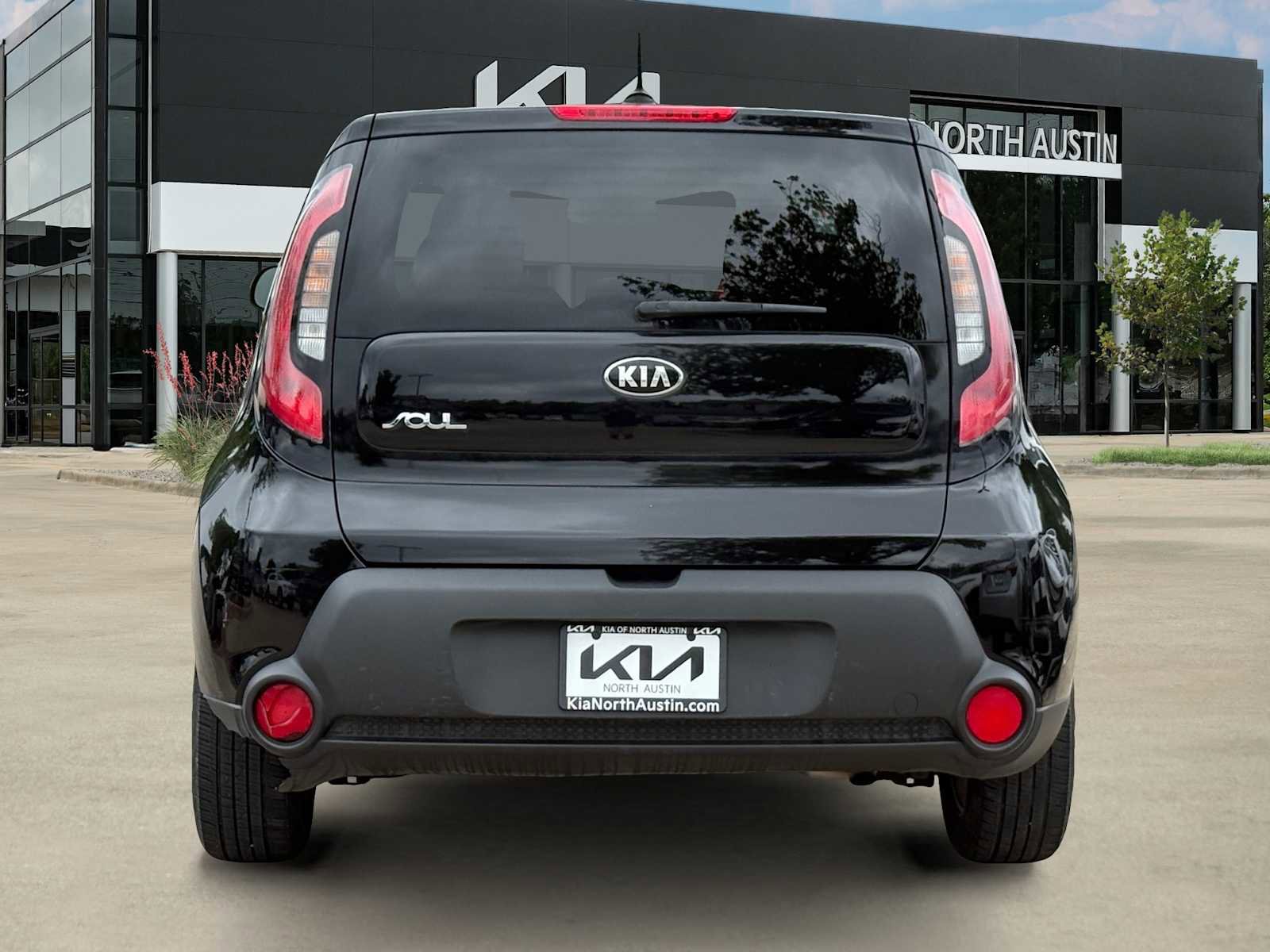 Used 2016 Kia Soul FWD image 6