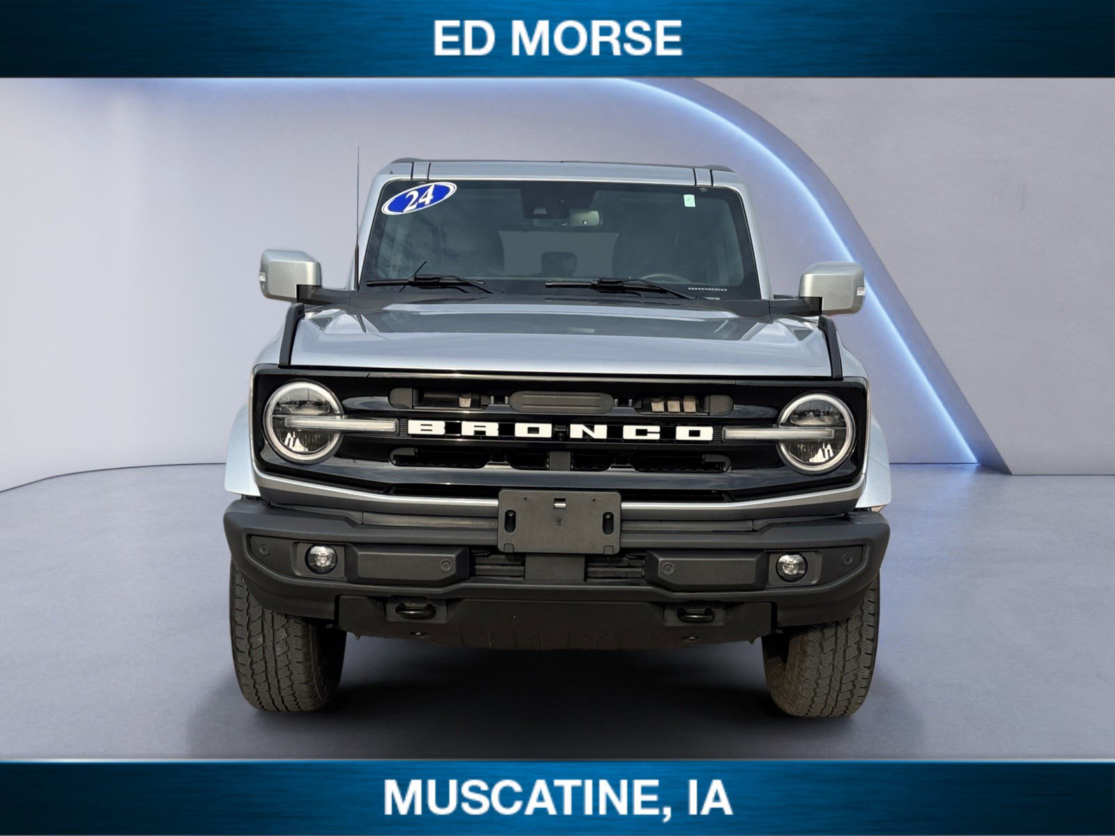Used 2024 Ford Bronco Outer Banks image 8