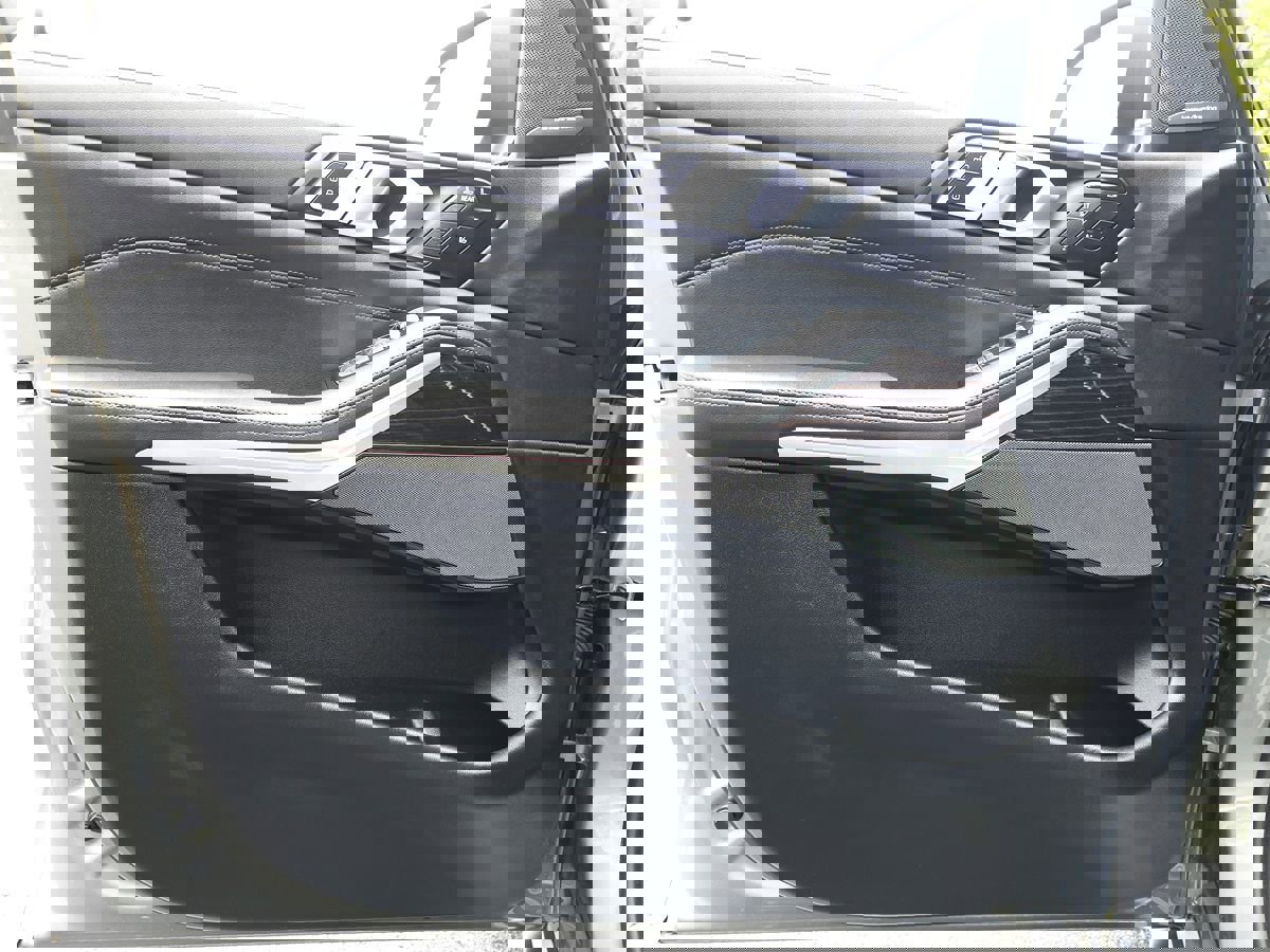 Used 2025 BMW X7 xDrive40i image 33