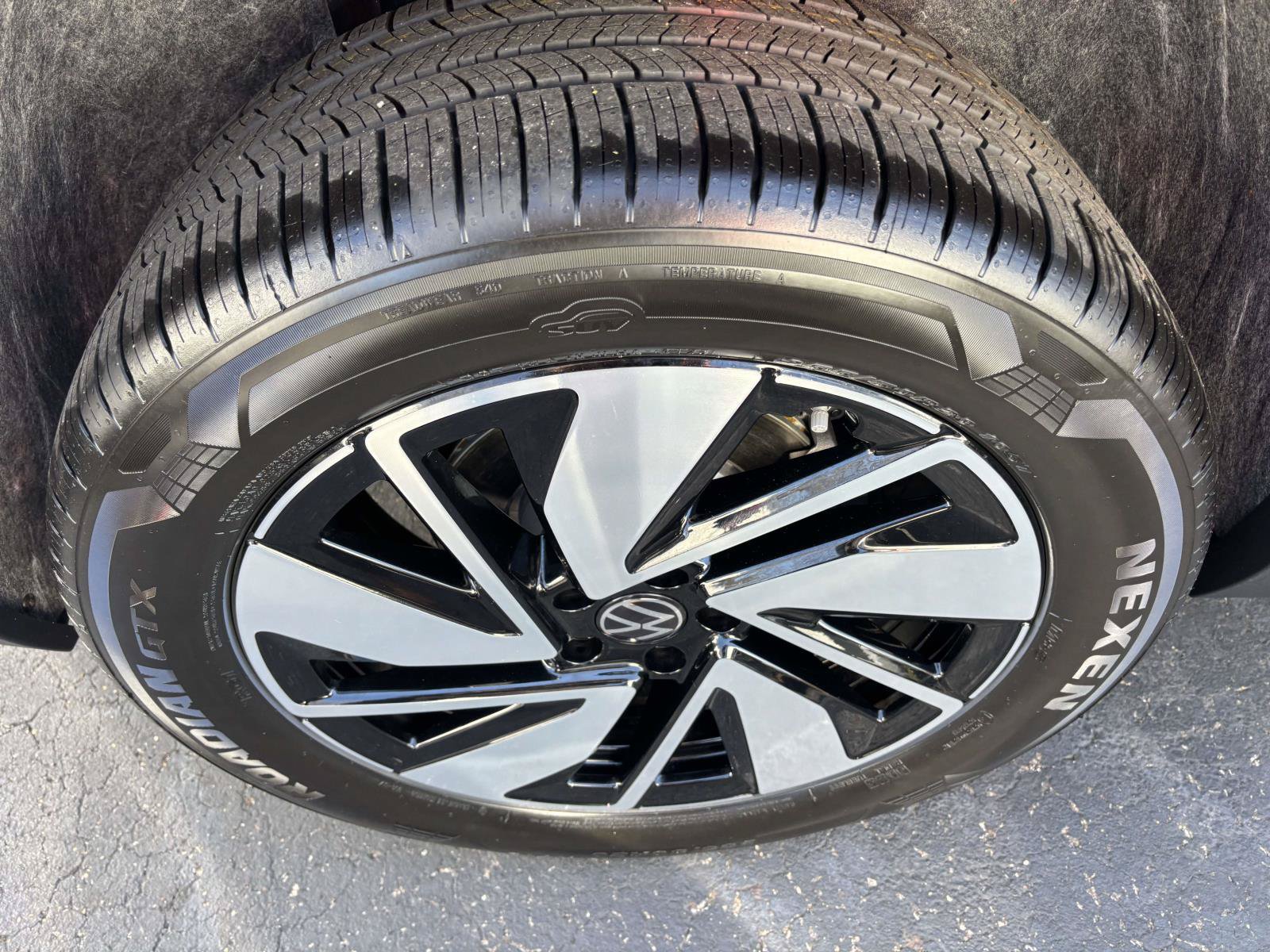 New 2026 Volkswagen Atlas SE AWD/4WD image 9