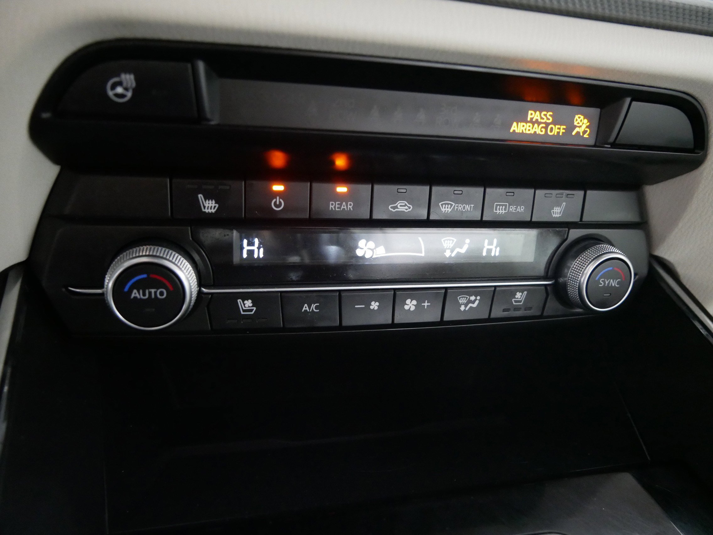 Used 2023 MAZDA CX-9 Signature image 23