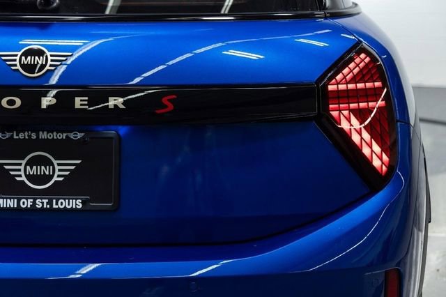 New 2026 MINI Cooper S image 8