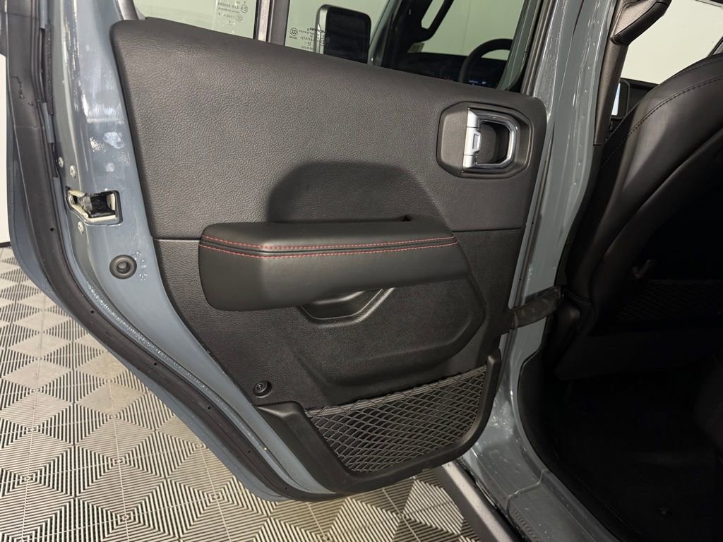 Used 2025 Jeep Gladiator Rubicon image 28