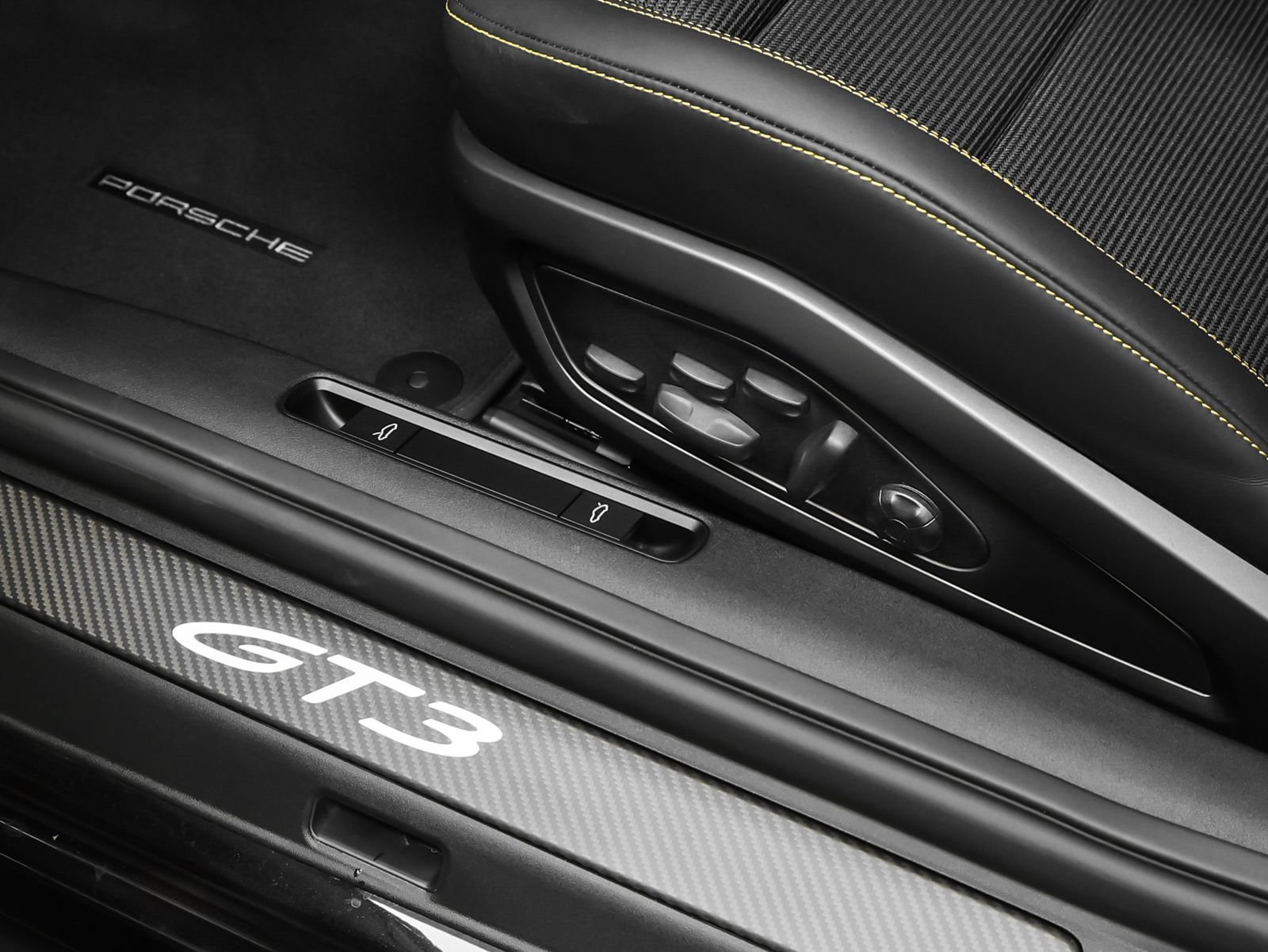 Certified 2026 Porsche 911 GT3 RWD image 48