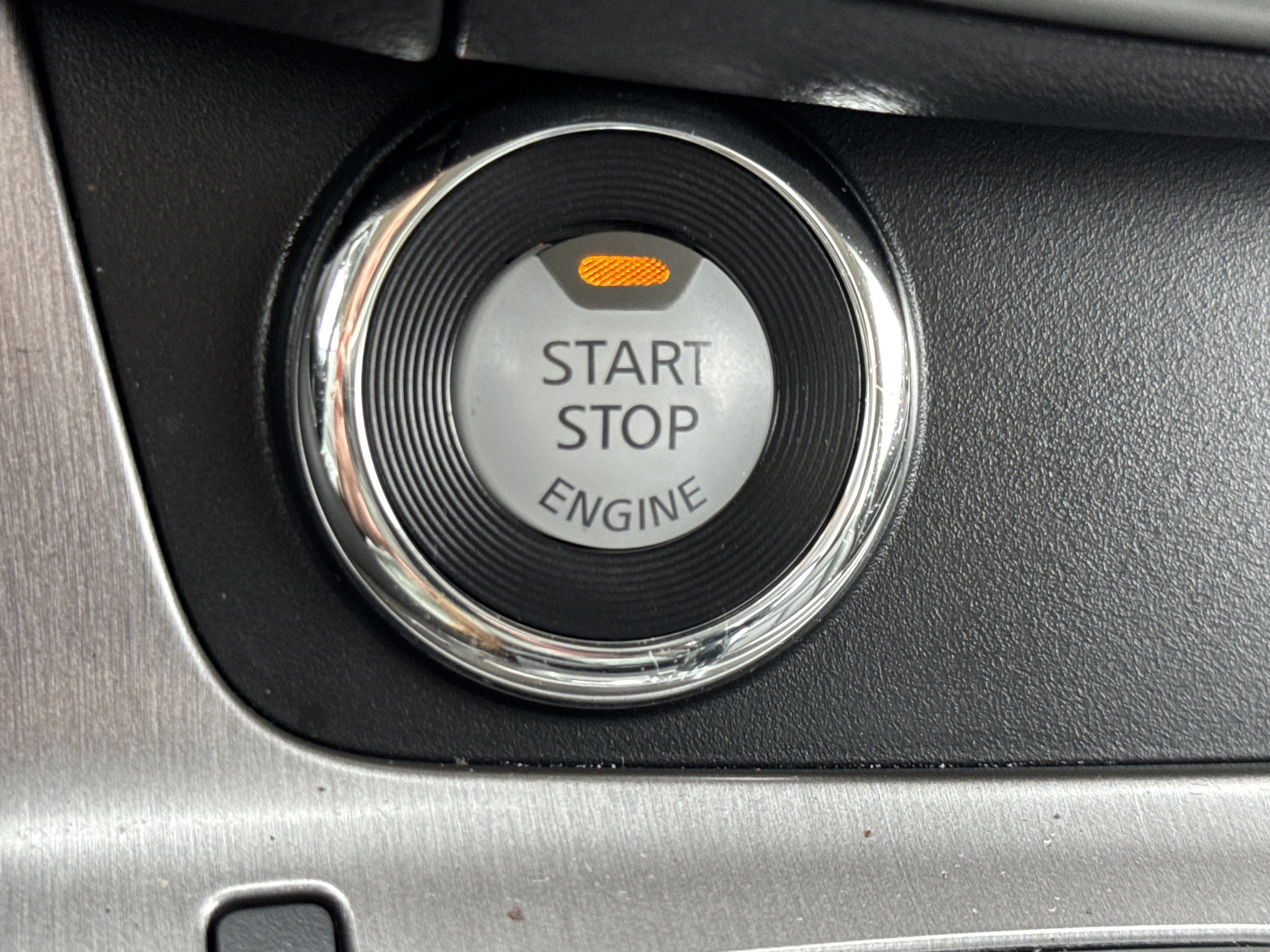 Used 2023 Nissan Murano SV image 24