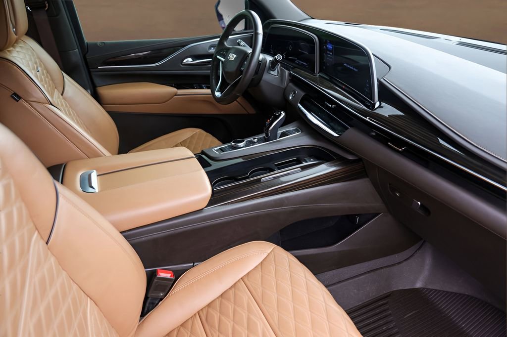 Used 2021 Cadillac Escalade Sport w/ Heavy-Duty Trailer Package image 32