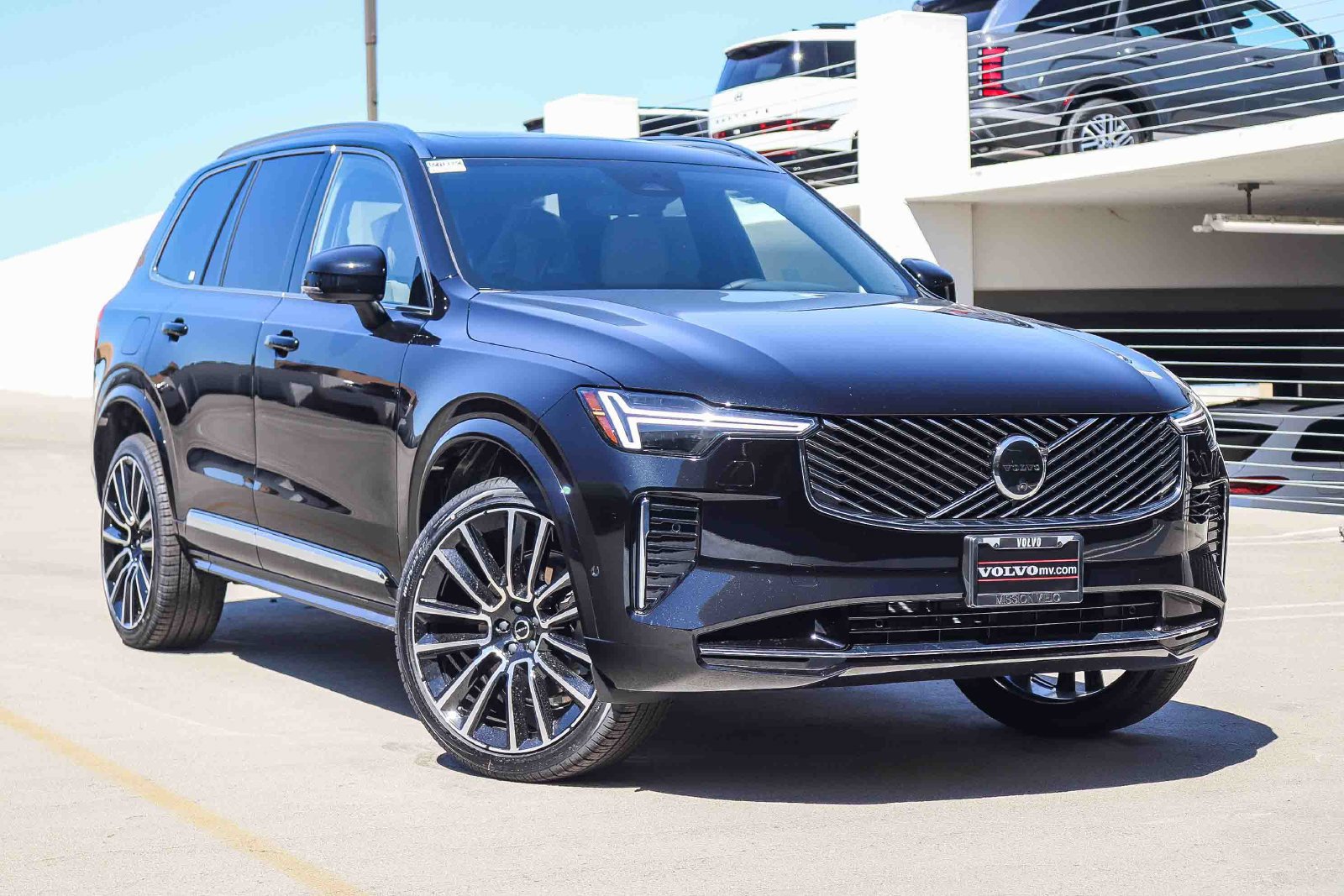 New 2027 Volvo XC90 B6 Plus AWD/4WD image 1