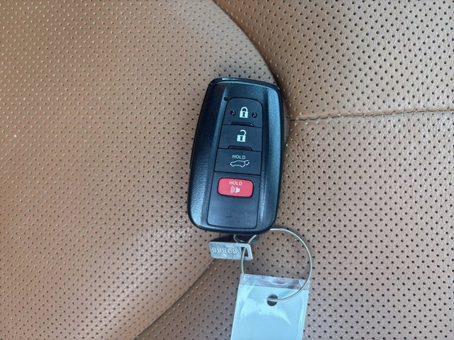 Used 2022 Toyota Highlander Platinum image 24