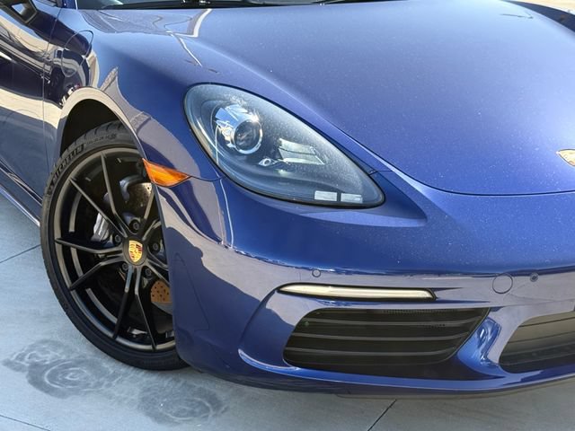 Used 2020 Porsche 718 Boxster RWD image 3