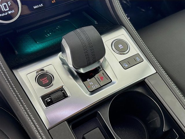 Used 2026 Jaguar F-PACE R-Dynamic S image 19
