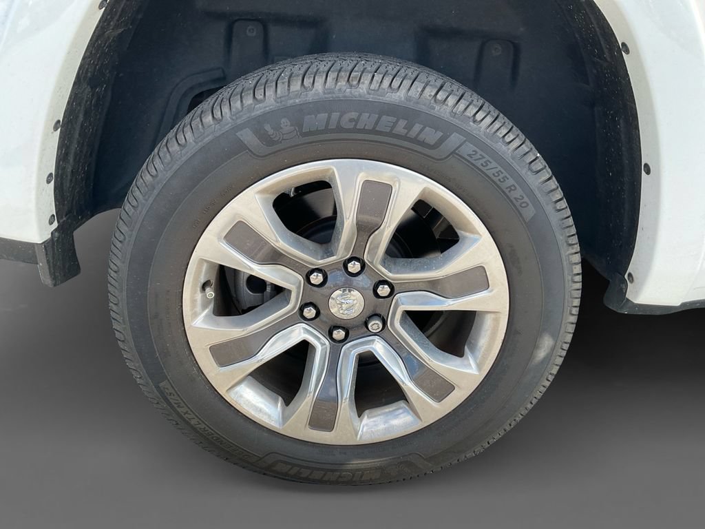 Used 2024 RAM 1500 Limited AWD/4WD image 10