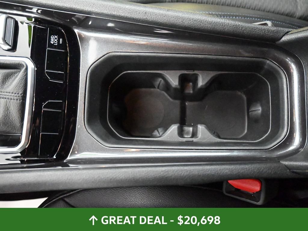 Used 2025 Jeep Compass Latitude image 27