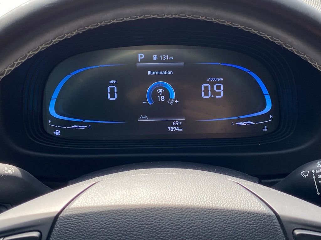 Certified 2025 Hyundai Venue Limited image 12