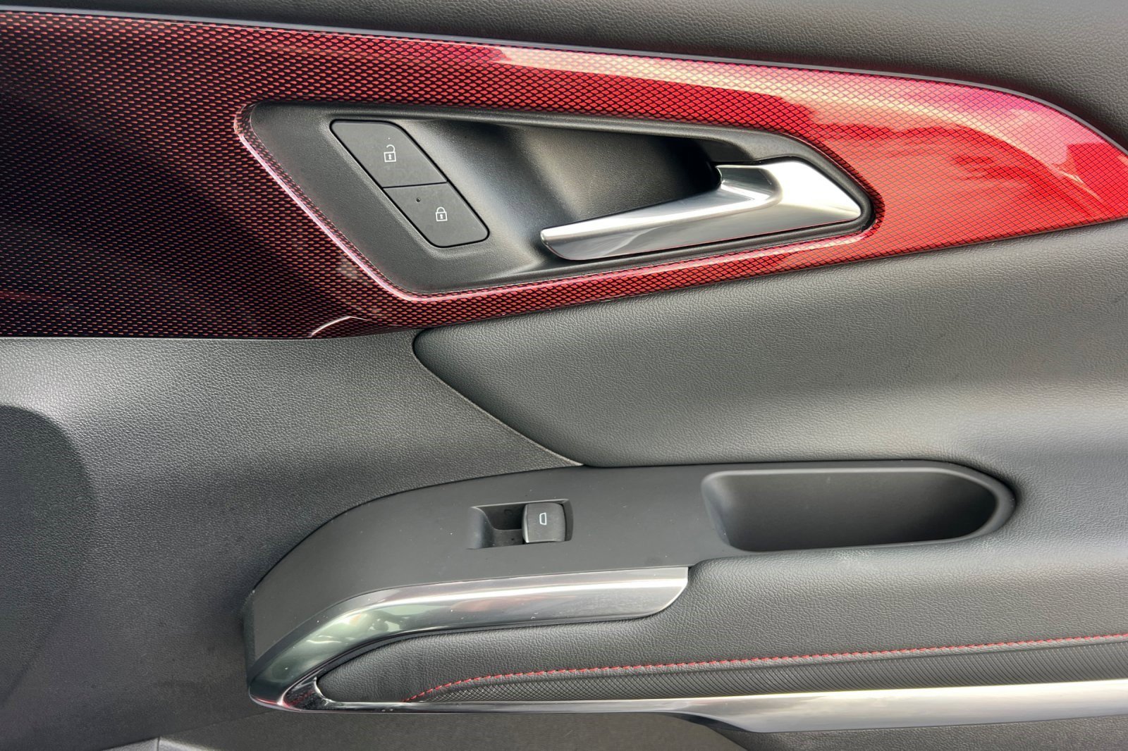 Certified 2024 Chevrolet Traverse RS w/ LPO, Floor Liner Package image 27