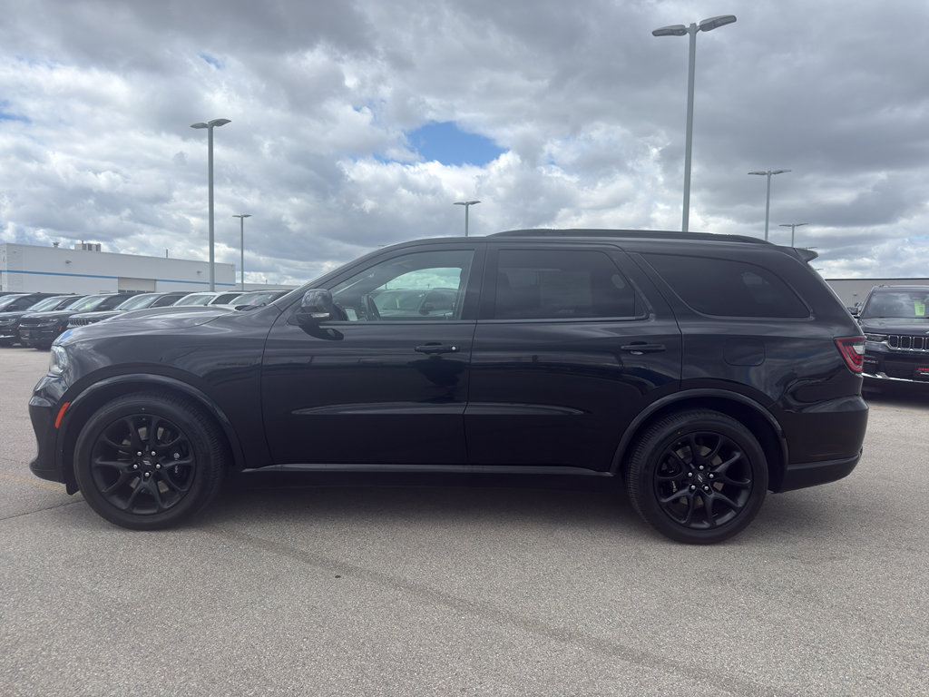 Used 2021 Dodge Durango R/T w/ Tow 'N Go Package AWD/4WD image 6