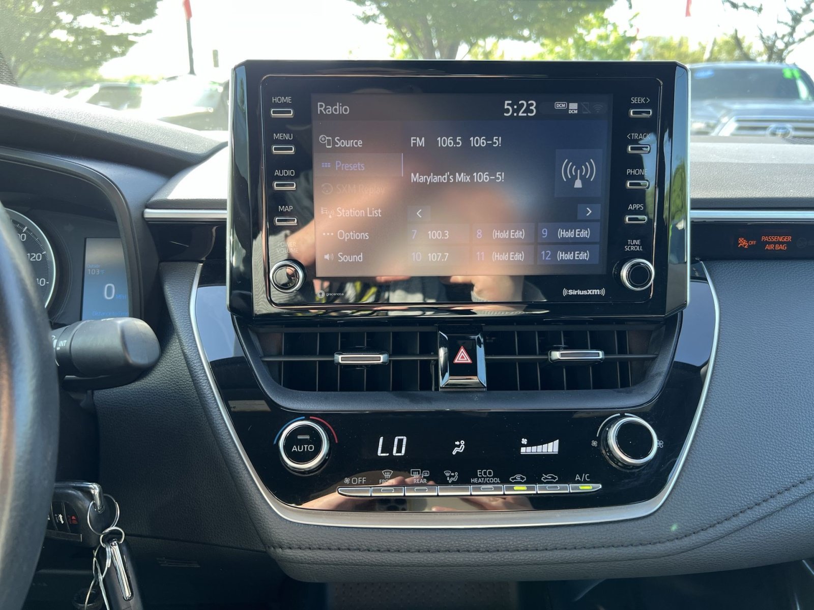 Used 2021 Toyota Corolla SE FWD image 17