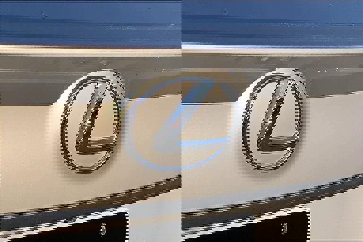 Used 2016 Lexus GS 200t image 30