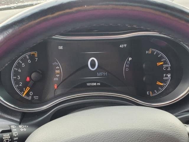 Used 2021 Jeep Grand Cherokee Limited w/ Luxury Group II image 24