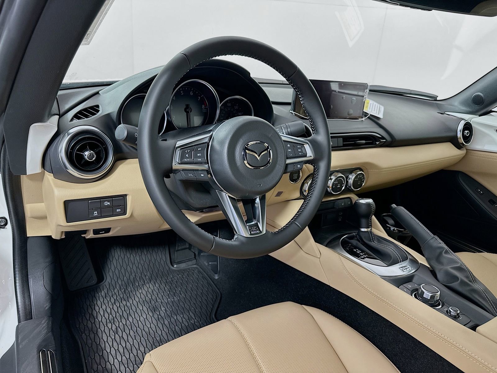 New 2026 MAZDA MX-5 Miata Grand Touring w/ Weather Package RWD image 9