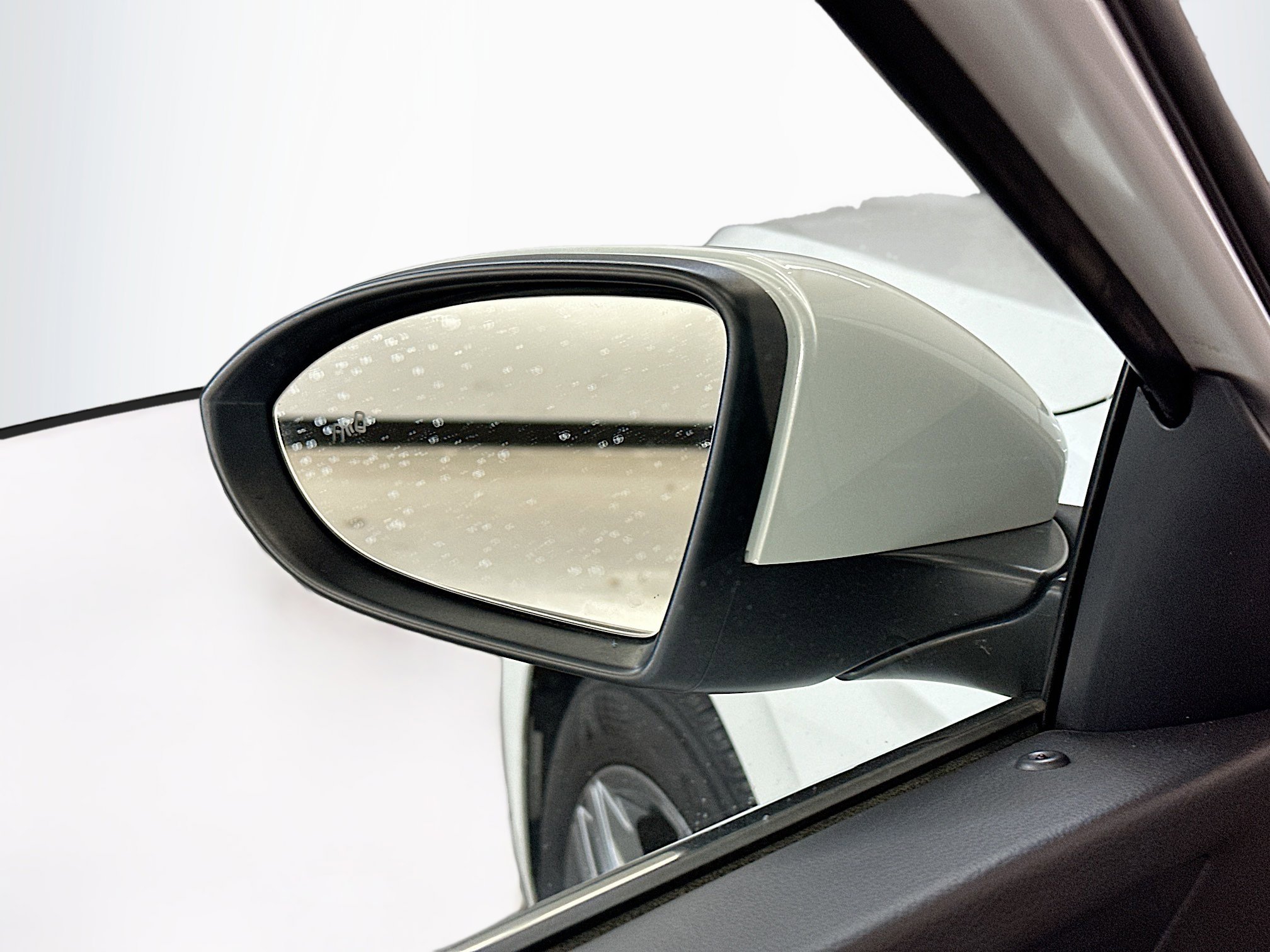 Used 2024 Volkswagen Jetta SE image 16