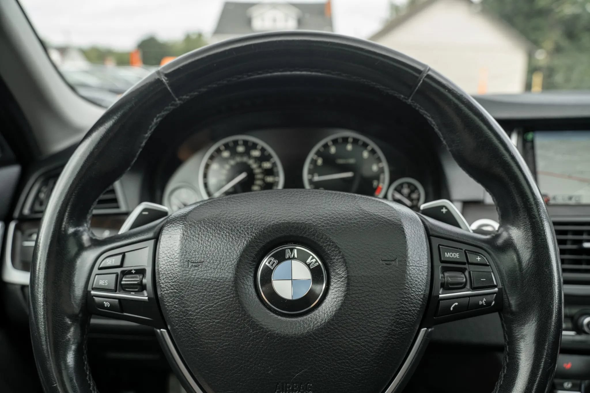 Used 2016 BMW 528i xDrive Sedan w/ Premium Package AWD/4WD image 20