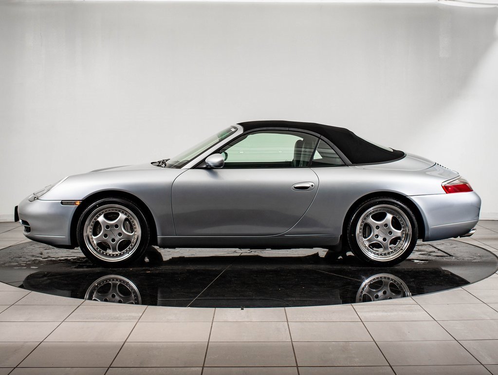 Used 2001 Porsche 911 Carrera 4 image 3