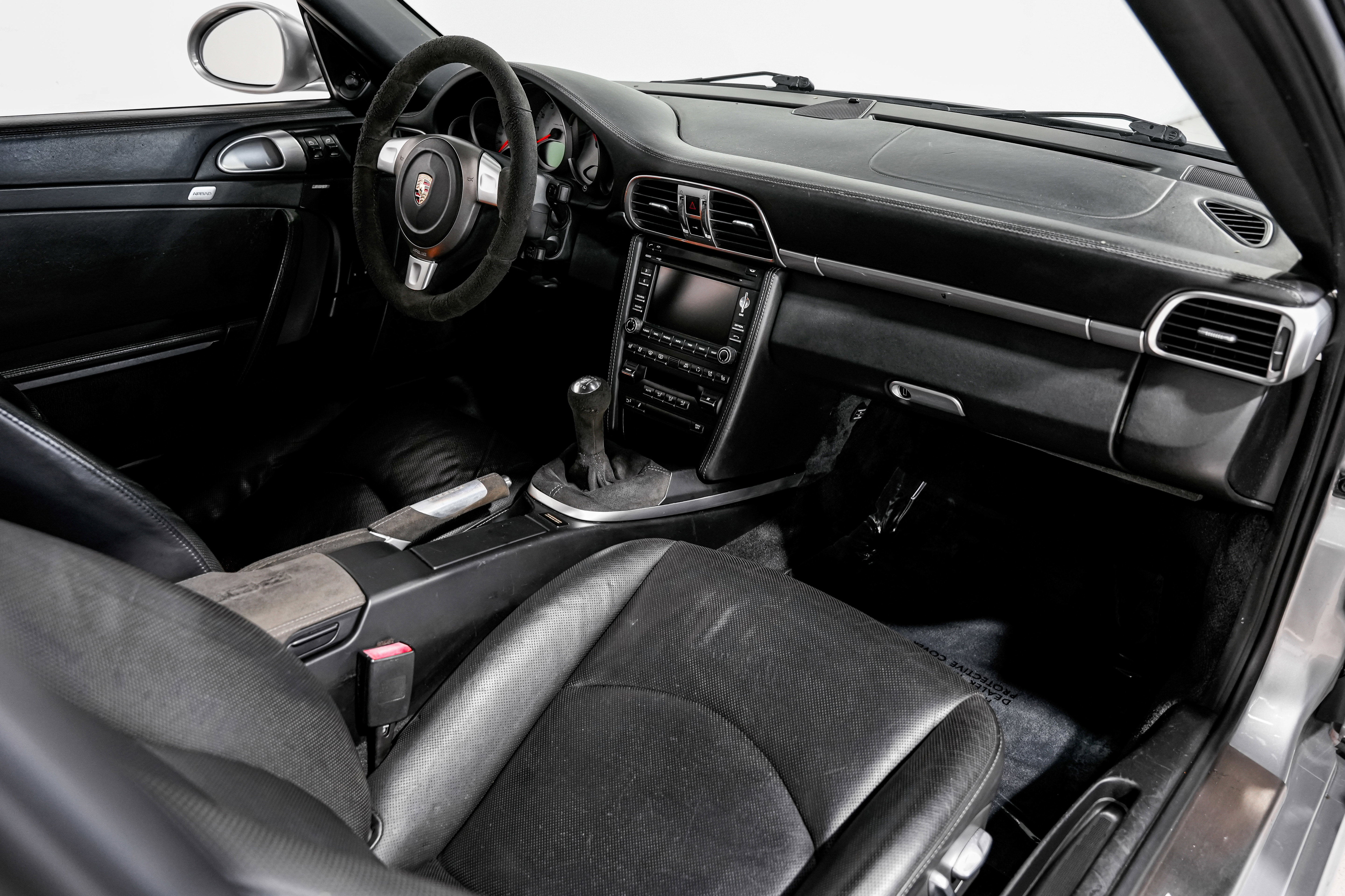 Used 2009 Porsche 911 Carrera S RWD image 23