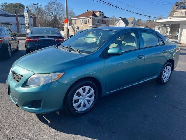 Used 2010 Toyota Corolla LE image 4