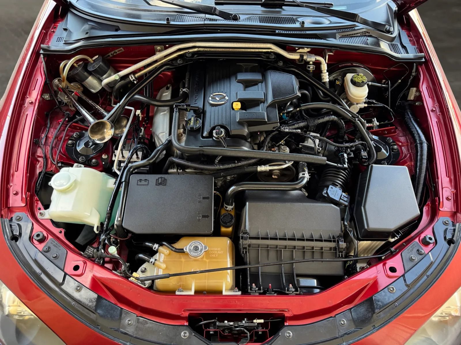 Used 2008 MAZDA MX-5 Miata Grand Touring w/ Premium Pkg RWD image 37