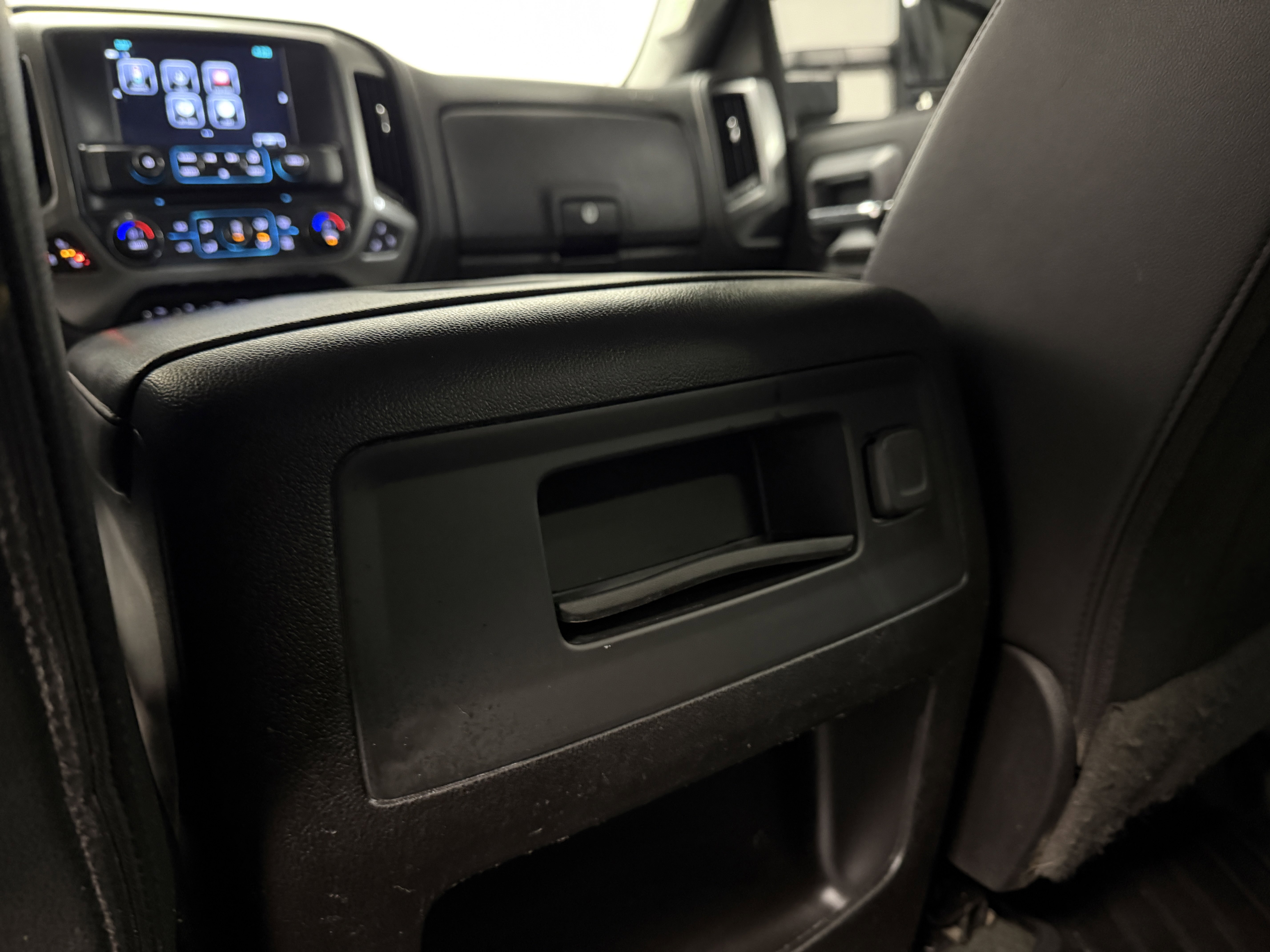 Used 2018 Chevrolet Silverado 2500 LTZ w/ Duramax Plus Package image 25