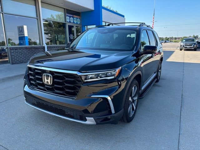 Certified 2023 Honda Pilot Elite