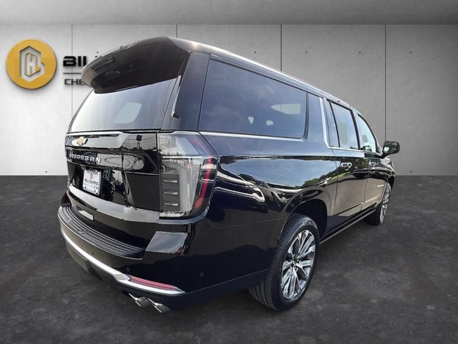 New 2026 Chevrolet Suburban High Country AWD/4WD image 2