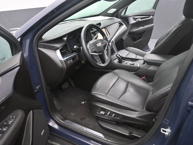 Certified 2025 Cadillac XT5 Premium Luxury image 9