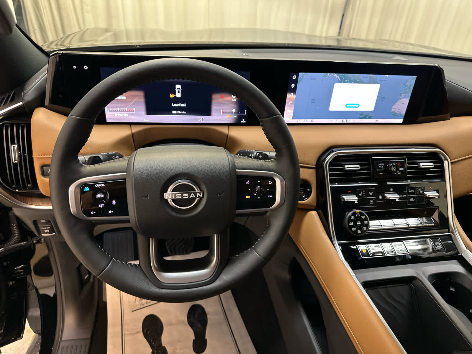 New 2026 Nissan Armada SL w/ Captain's Chari Seat Package AWD/4WD image 3