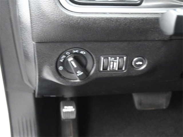 Used 2022 Dodge Challenger GT image 21