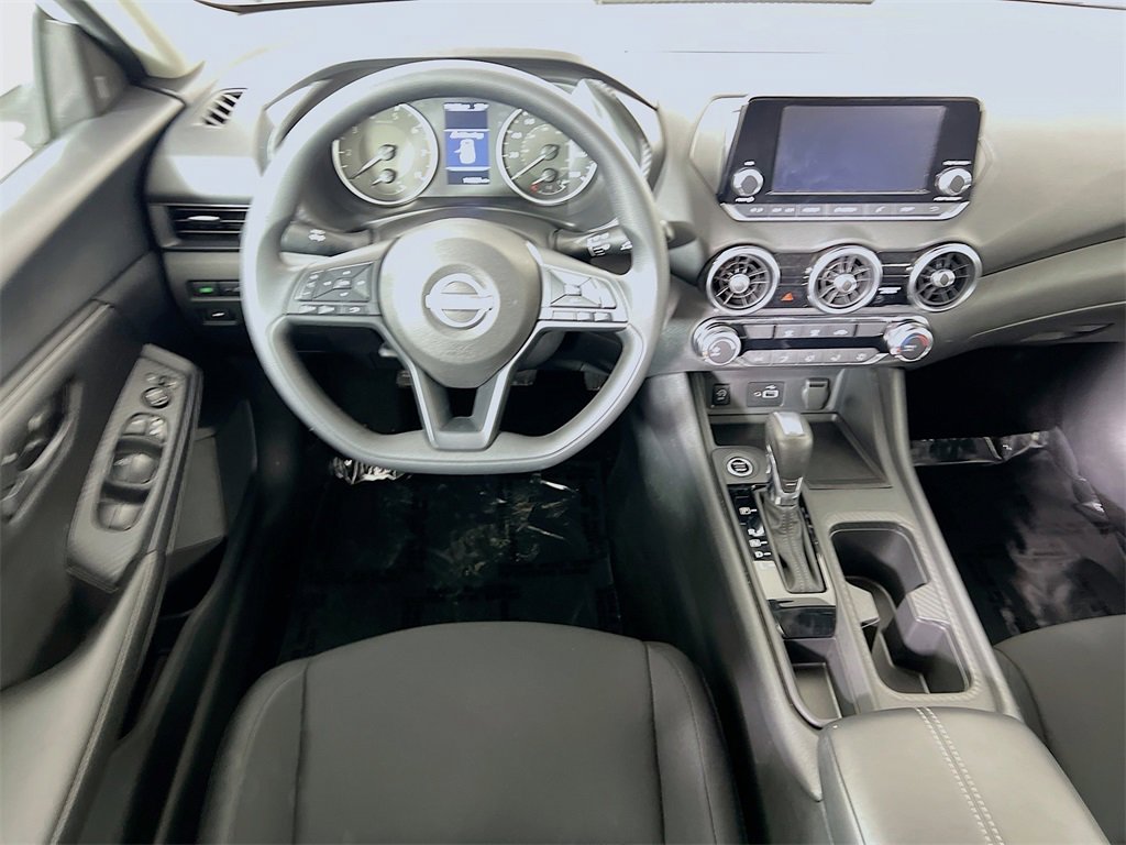Used 2024 Nissan Sentra S image 4