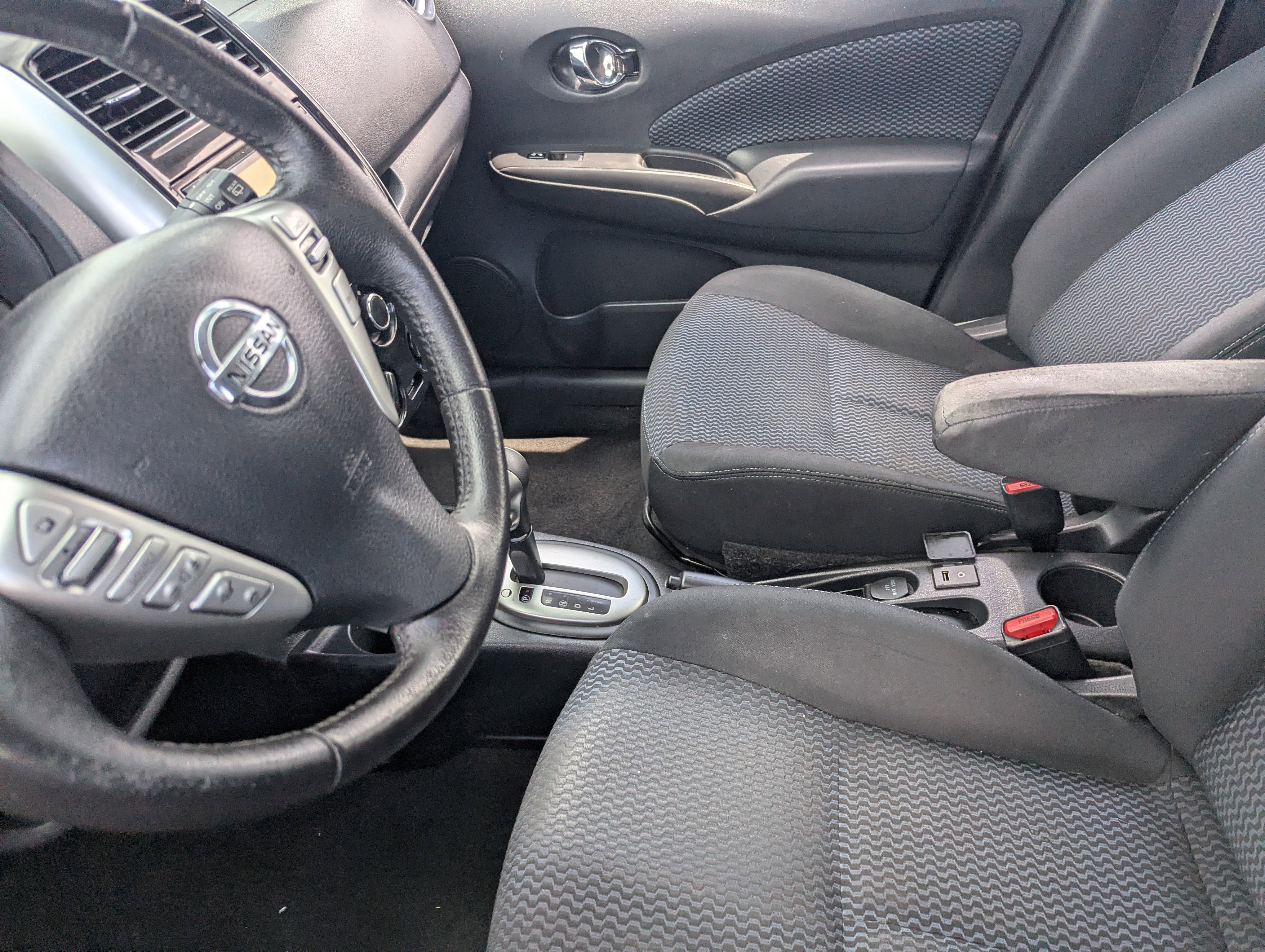 Used 2016 Nissan Versa Note SV image 18