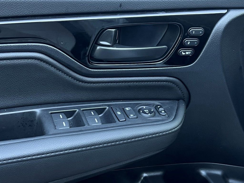 Used 2026 Honda Odyssey Touring image 18