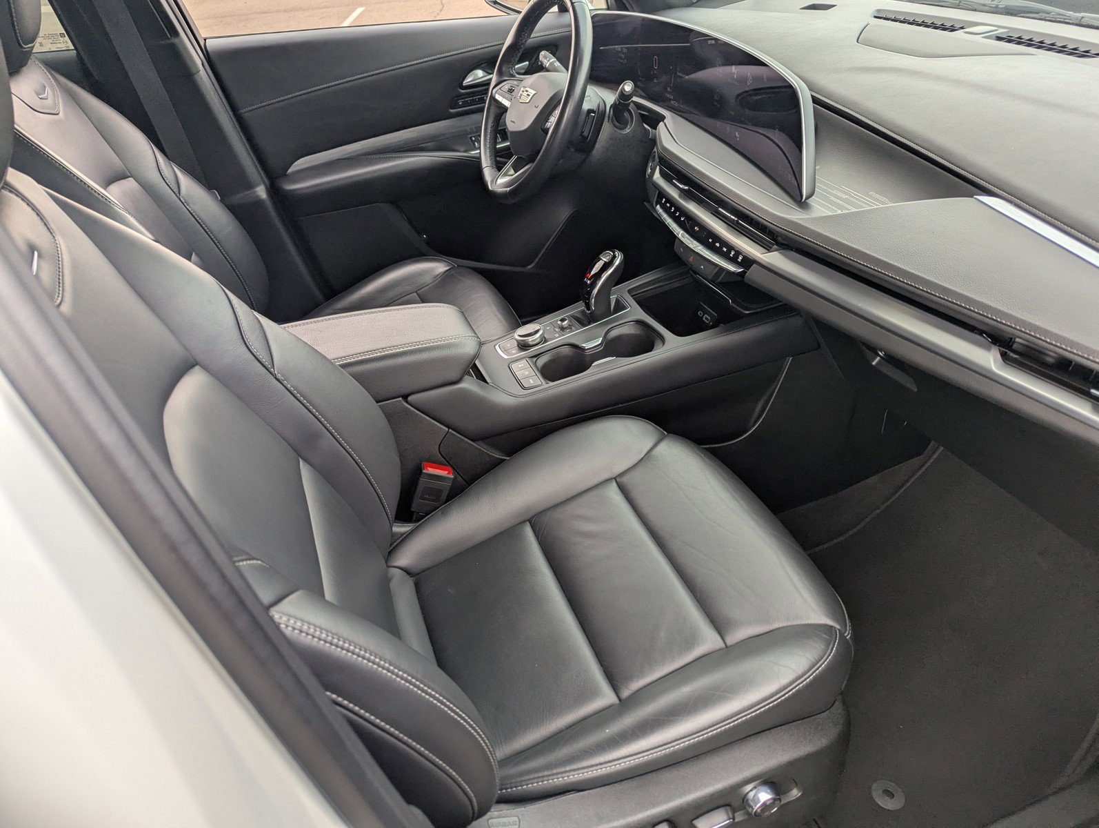 Certified 2024 Cadillac XT4 Premium Luxury image 13