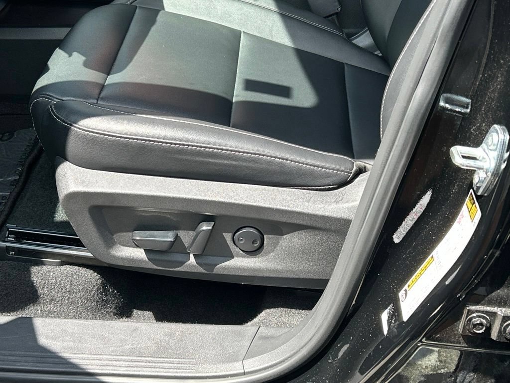 Certified 2025 Nissan Murano SL AWD/4WD image 18