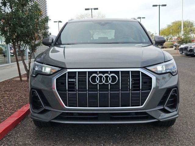 Used 2022 Audi Q3 2.0T Premium image 2