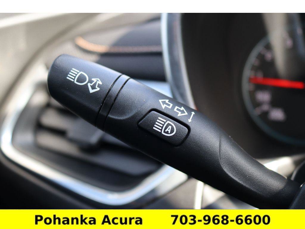 Used 2020 Chevrolet Equinox Premier image 12