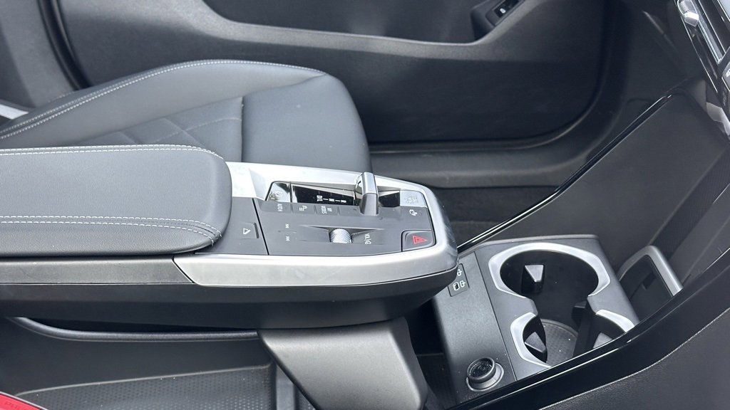 Used 2025 BMW X1 xDrive28i w/ Technology Package image 6