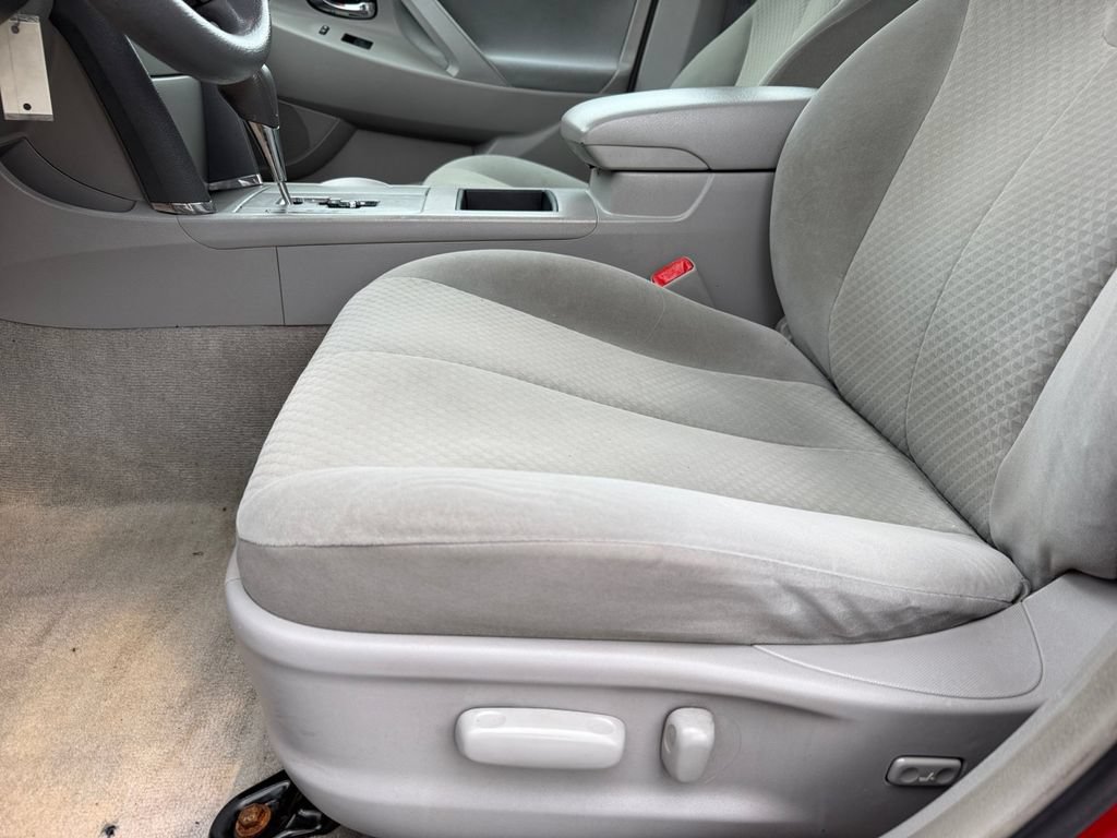 Used 2009 Toyota Camry FWD image 11
