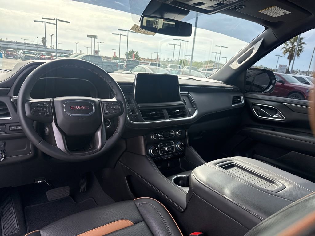 Used 2024 GMC Yukon AT4 w/ Technology Package image 21