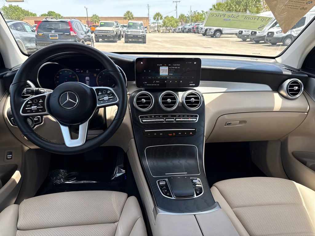 Used 2022 Mercedes-Benz GLC 300 image 5