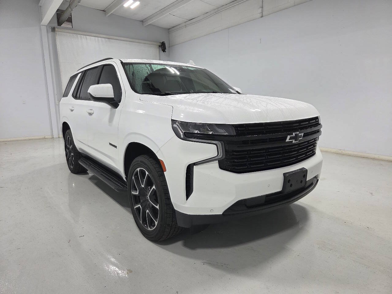 Used 2023 Chevrolet Tahoe RST AWD/4WD image 4